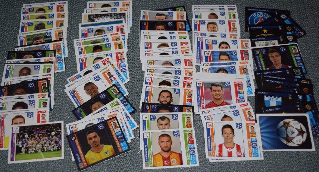 Autocollants Lot/Panini/Topps/1359 de la Ligue des Champions, Collections, Articles de Sport & Football, Enlèvement ou Envoi, Neuf