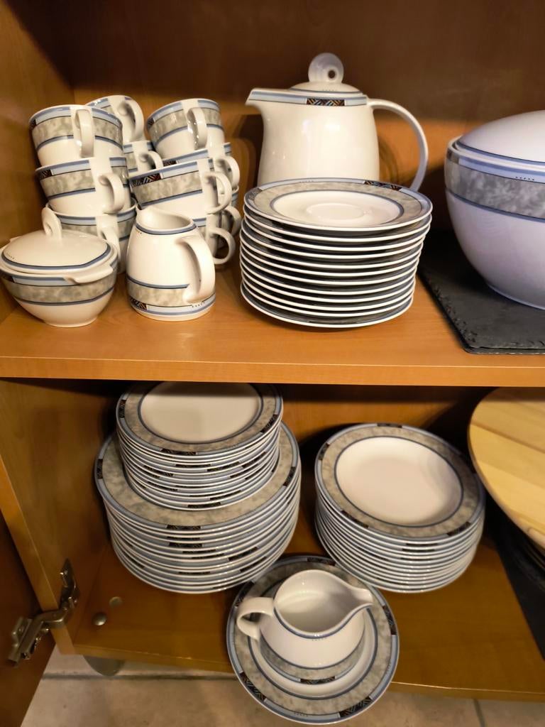 Vaisselle Winterling en porcelaine Carrara, Enlèvement