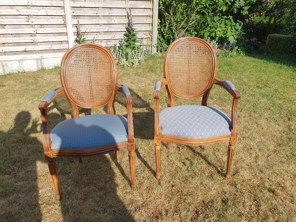 2 chaises Louis XVI avec accoudoirs, Enlèvement