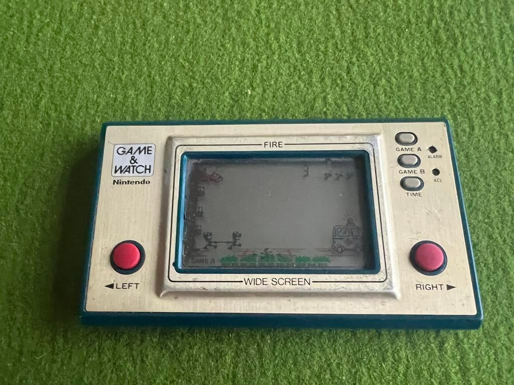 Game and watch FIRE  NINTENDO 1981, Muziek en Instrumenten, Effecten, Gebruikt, Ophalen of Verzenden