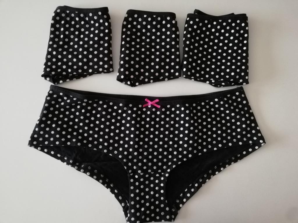 Set van 4 zwarte slipjes met witte stippen, C&A, Ophalen of Verzenden, Zwart, Slip
