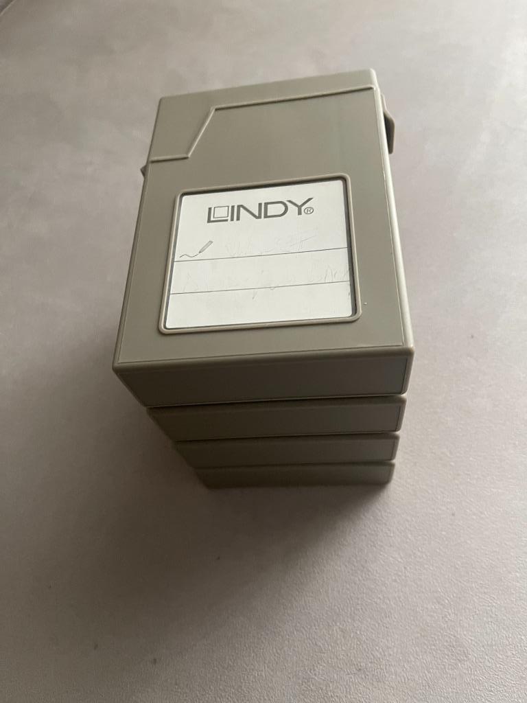 4x Lindy Coque de Protection pour Disque Dur 3,5", Ophalen of Verzenden, Zo goed als nieuw