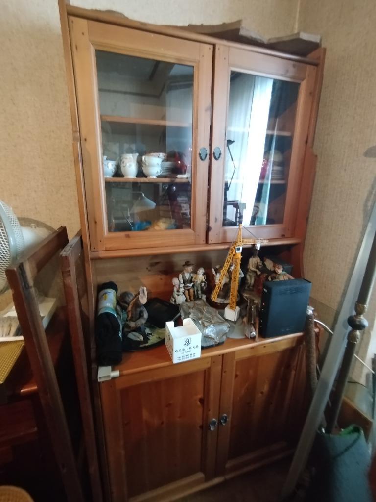 Meuble vitrines en bois massif, Maison & Meubles, Enlèvement, Utilisé, Pin