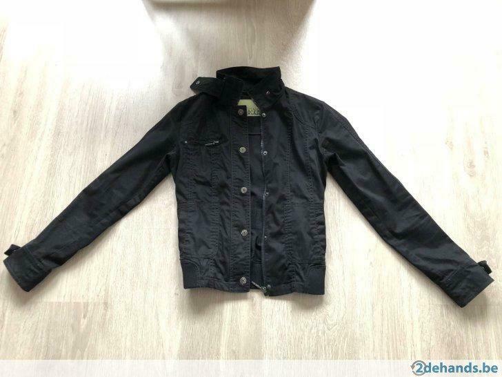 Zwart zomerjasje Clockhouse, Kleding | Dames, Jassen | Winter, Ophalen of Verzenden, Gedragen, Maat 38/40 (M), Zwart