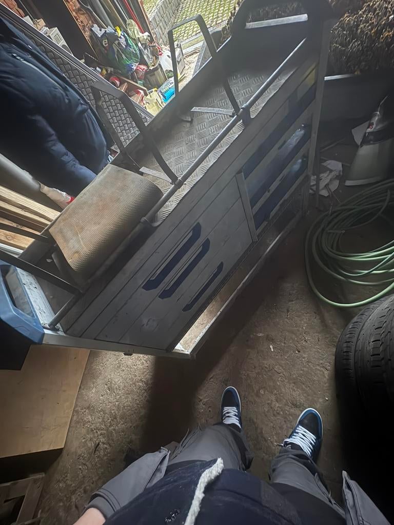Armoire pour camionnette, Enlèvement, Utilisé