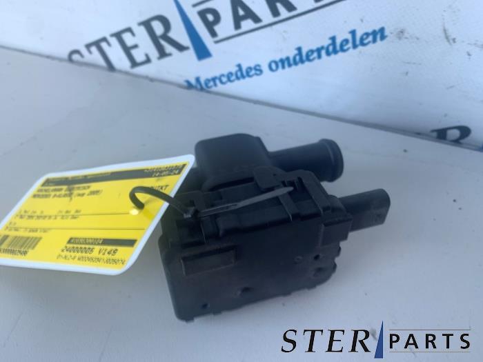 Robinet chauffage électrique d'un Mercedes B-Klasse, Enlèvement ou Envoi, 3 mois de garantie, Utilisé, Mercedes-Benz