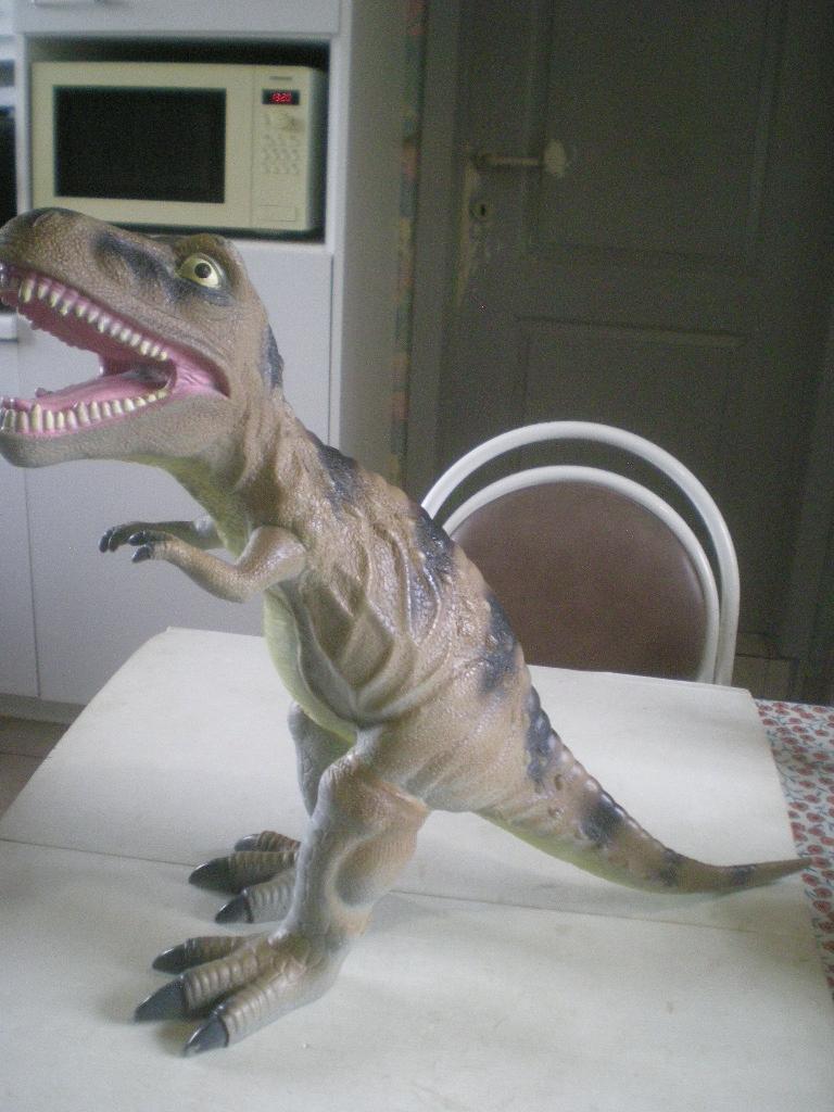 reuze dino, 70 cm, Enlèvement ou Envoi, Comme neuf