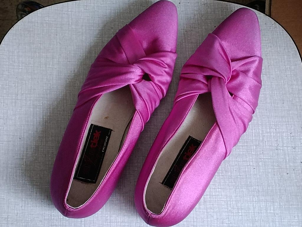 Très belles chaussures de fêtes pour  femme, Enlèvement ou Envoi, Comme neuf, Escarpins