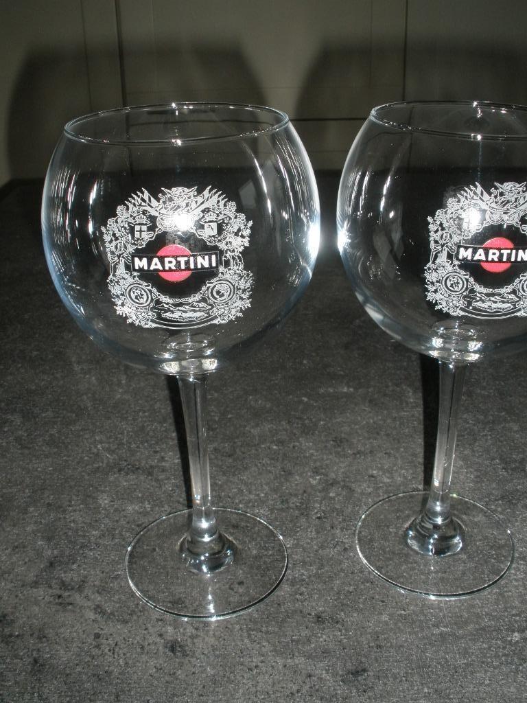 2 verres Martini sur pied 20 cm haut, Enlèvement ou Envoi, Neuf