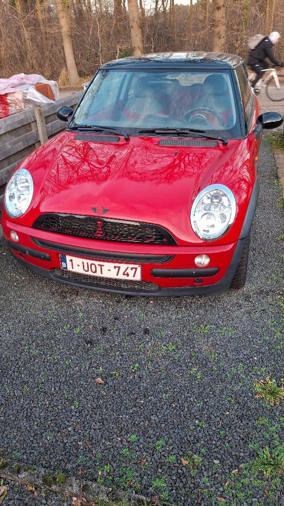 Mini R50 1.6 115PK (BMW motor) 2002, Blanco gekeurd 14/11/25, Autos, Mini, Rouge, Achat, Boîte manuelle, USB