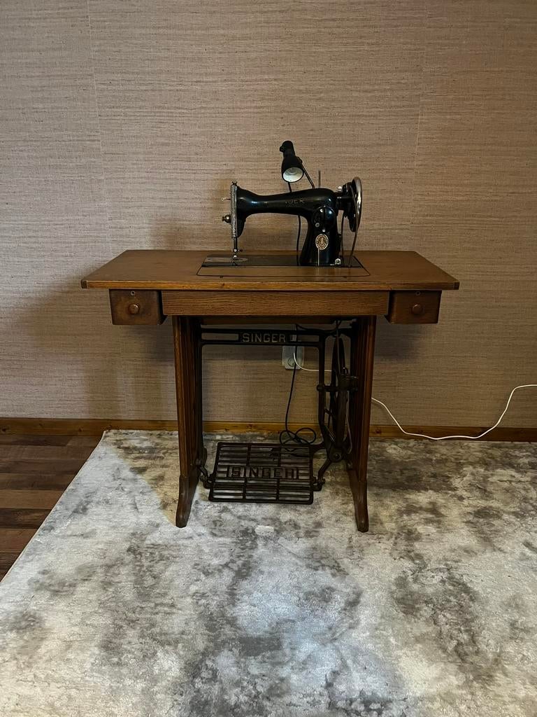 Authentique machine à coudre à pédale SINGER 1935, Enlèvement