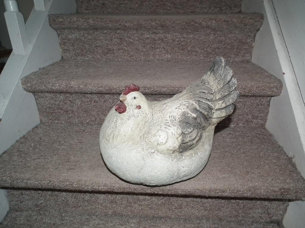 Décoration   "Poule"  (Hauteur 29 cm/ Longueur 26 cm), Divers, Envoi, Utilisé