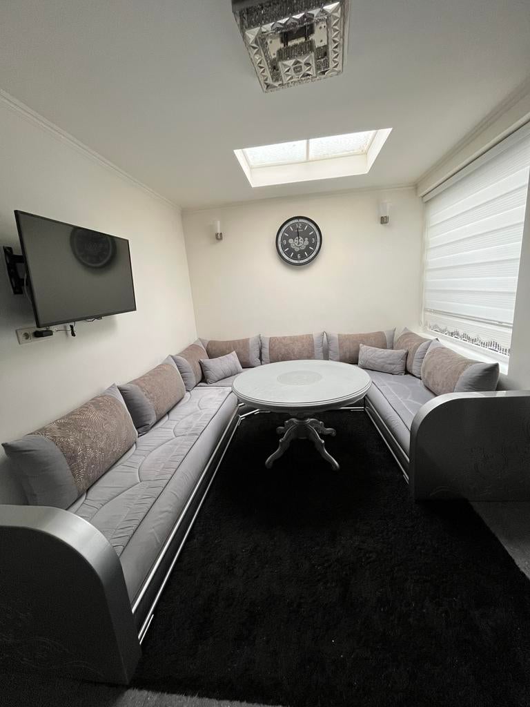 Marokkanse zitbanken + tafel MOET NU WEG!!!, Huis en Inrichting, Ophalen of Verzenden, Zo goed als nieuw, Vierpersoons of meer