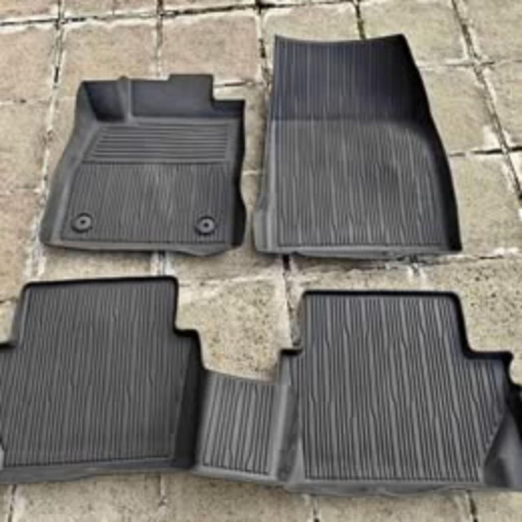 Tapis en caoutchouc pour Ford Fiesta, Enlèvement, Utilisé, Ford