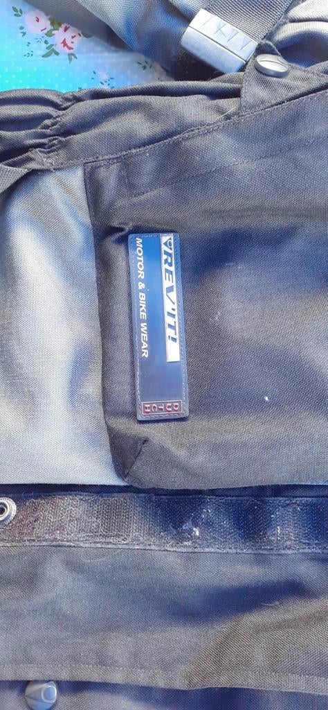 Revit motorvest, Motoren, Ophalen