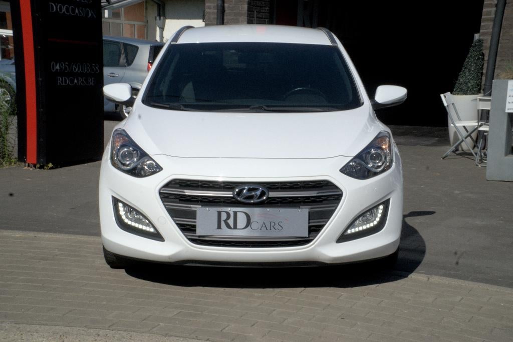 Hyundai i30 1.6 CRDI, Autos, Hyundai, 1940 kg, Achat, Euro 6, Entreprise