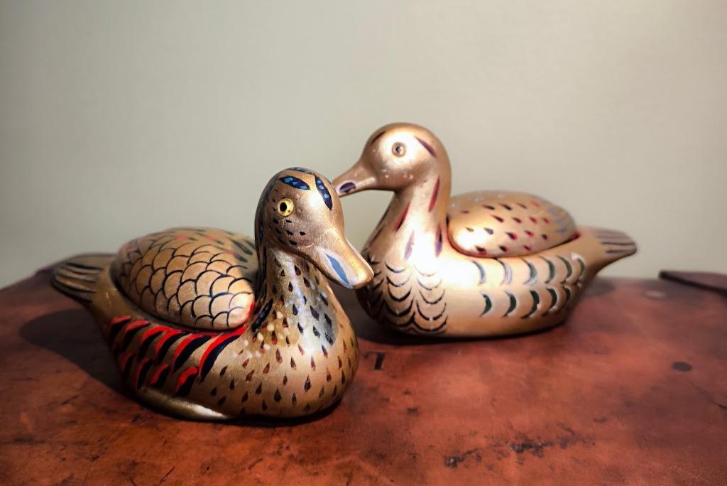 duo de canards vintage en céramique peints à la main des ann, Antiquités & Art, Antiquités | Porcelaine, Enlèvement ou Envoi