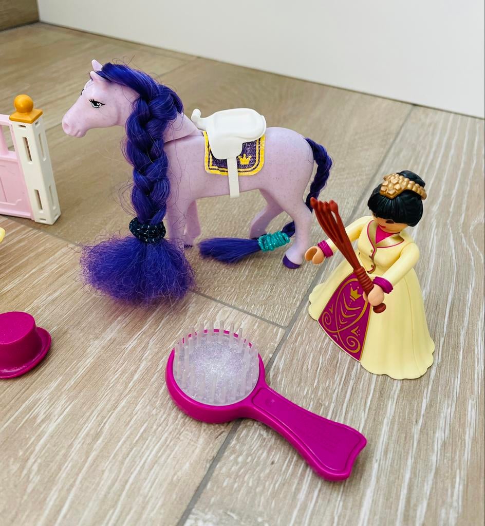 Koninklijke stal met paard - 6855, Kinderen en Baby's, Speelgoed | Playmobil, Ophalen, Gebruikt