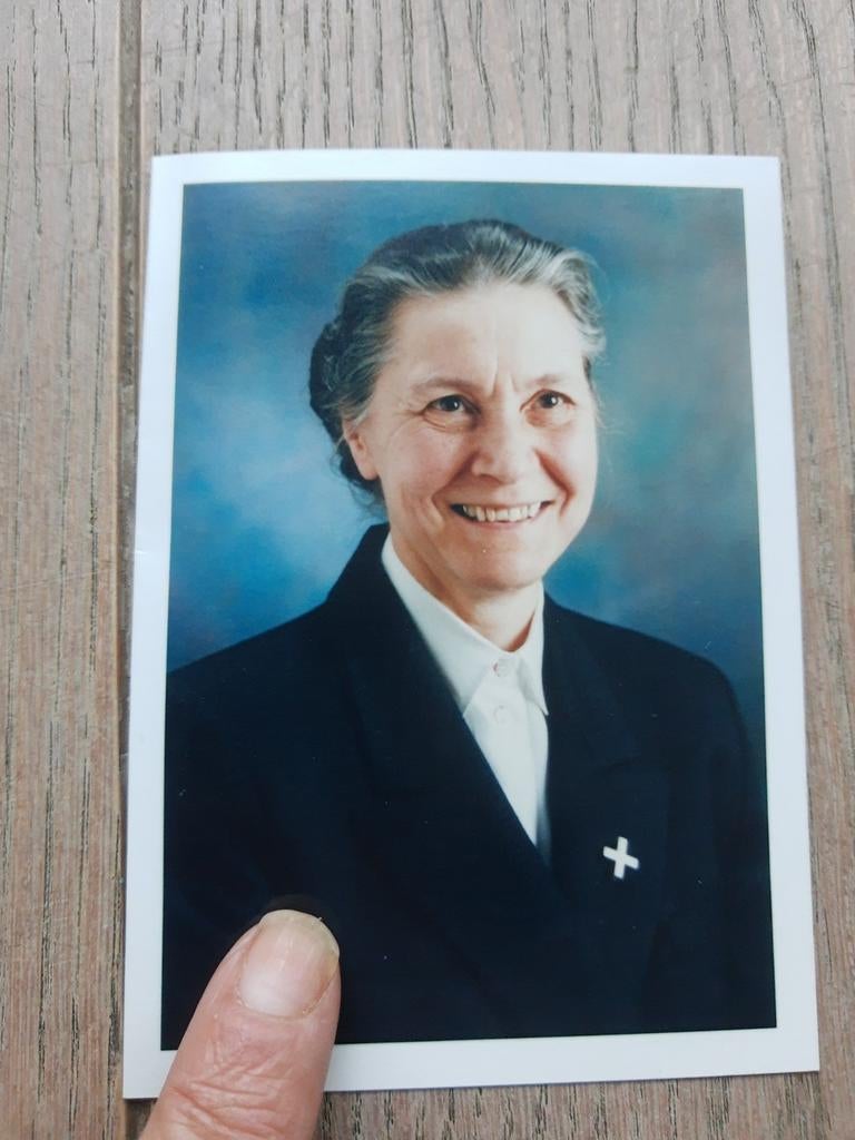 Bp zuster overste+oprichtster palliatieve zorg St.-Lucas Gen, Ophalen of Verzenden