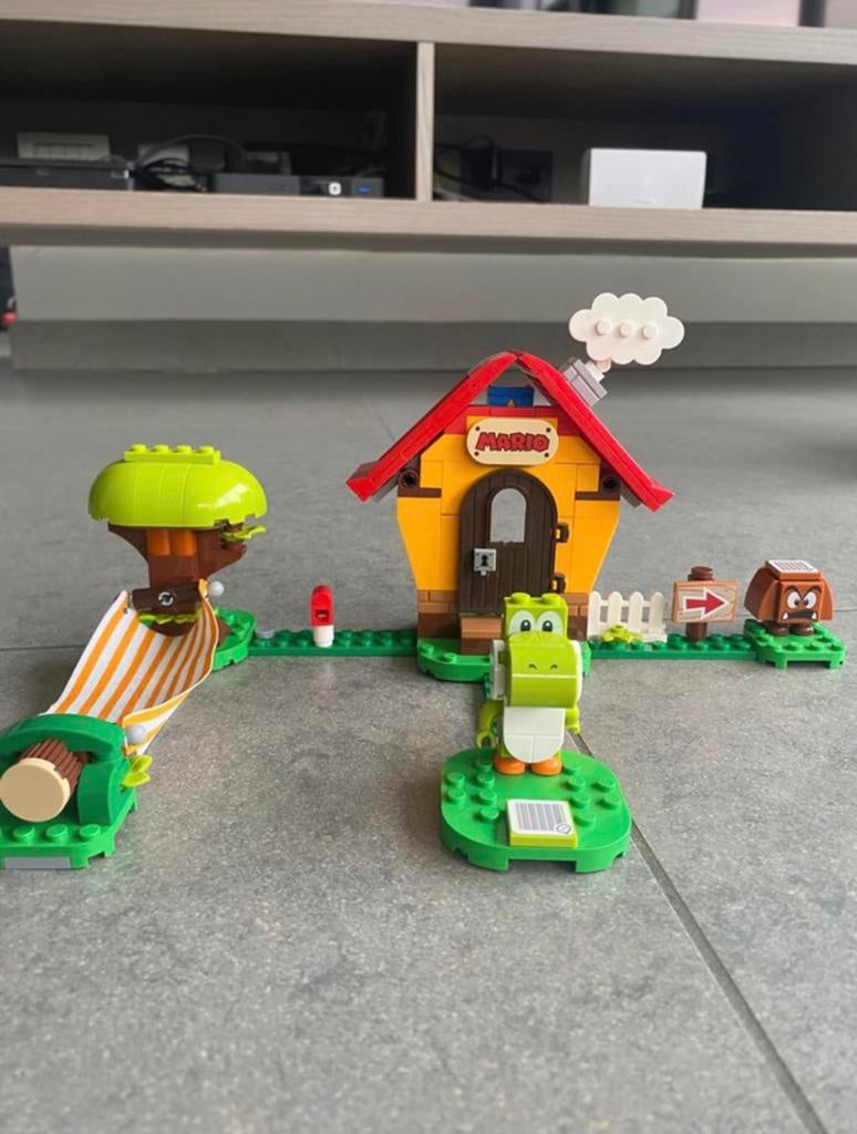 Lego mario set 71367 Mario’s house & Yoshi, Ophalen of Verzenden, Zo goed als nieuw, Lego