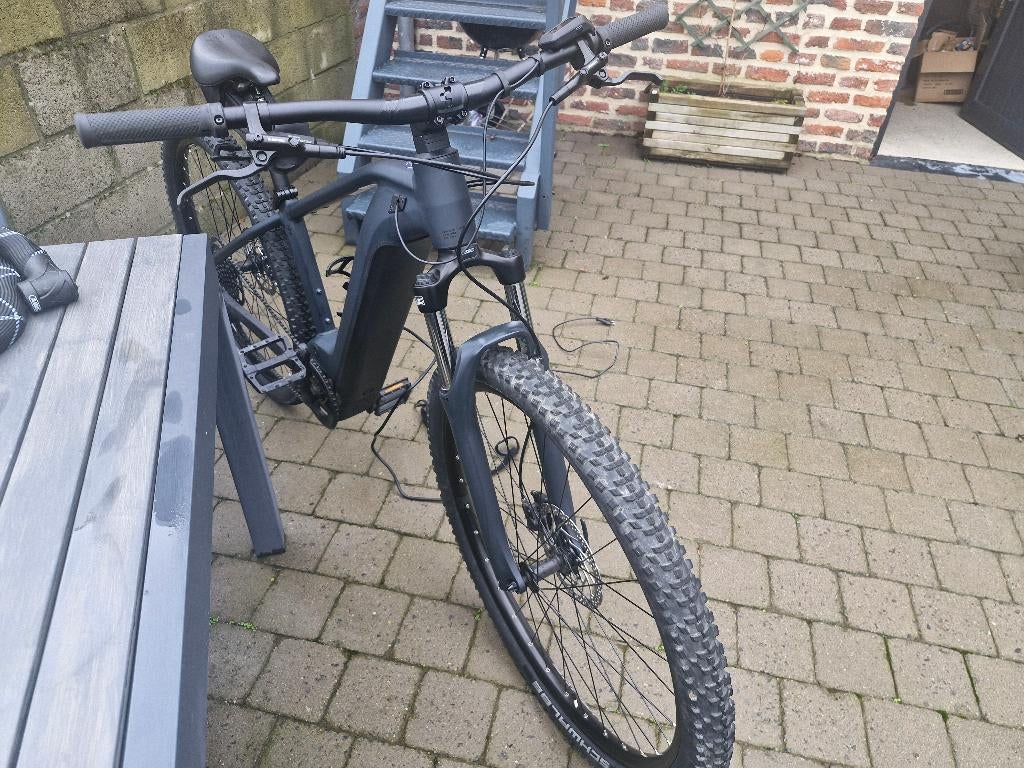 VTT NEUF DE MARQUE CUBE, Neuf, 51 à 55 cm, 50 km par batterie ou plus, Enlèvement