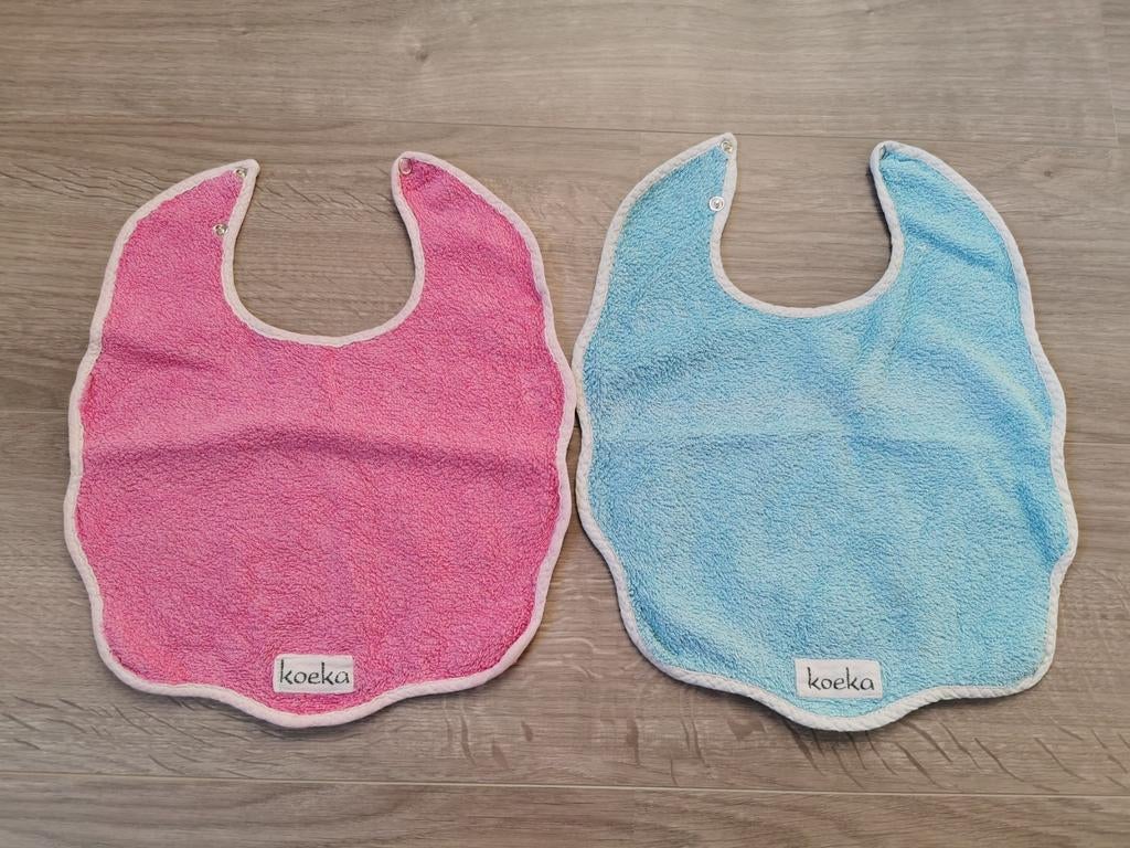 2 slabbetjes Koeka, Kinderen en Baby's, Ophalen of Verzenden, Gebruikt, Overige typen