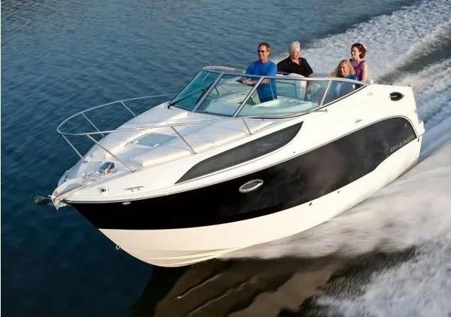 Bayliner 255 CU, Watersport en Boten, Gebruikt, Binnenboordmotor, Polyester, Bayliner
