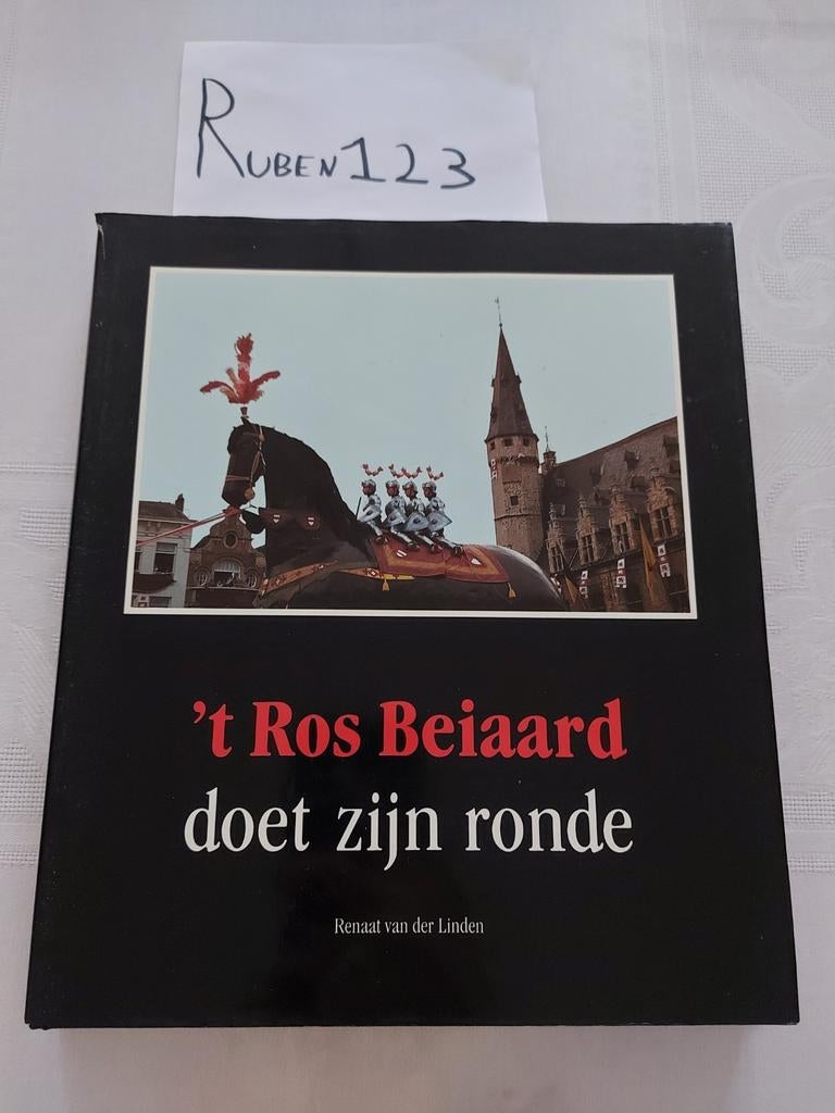 't Ros Beiaard doet zijn ronde, Boeken, Ophalen of Verzenden, Zo goed als nieuw