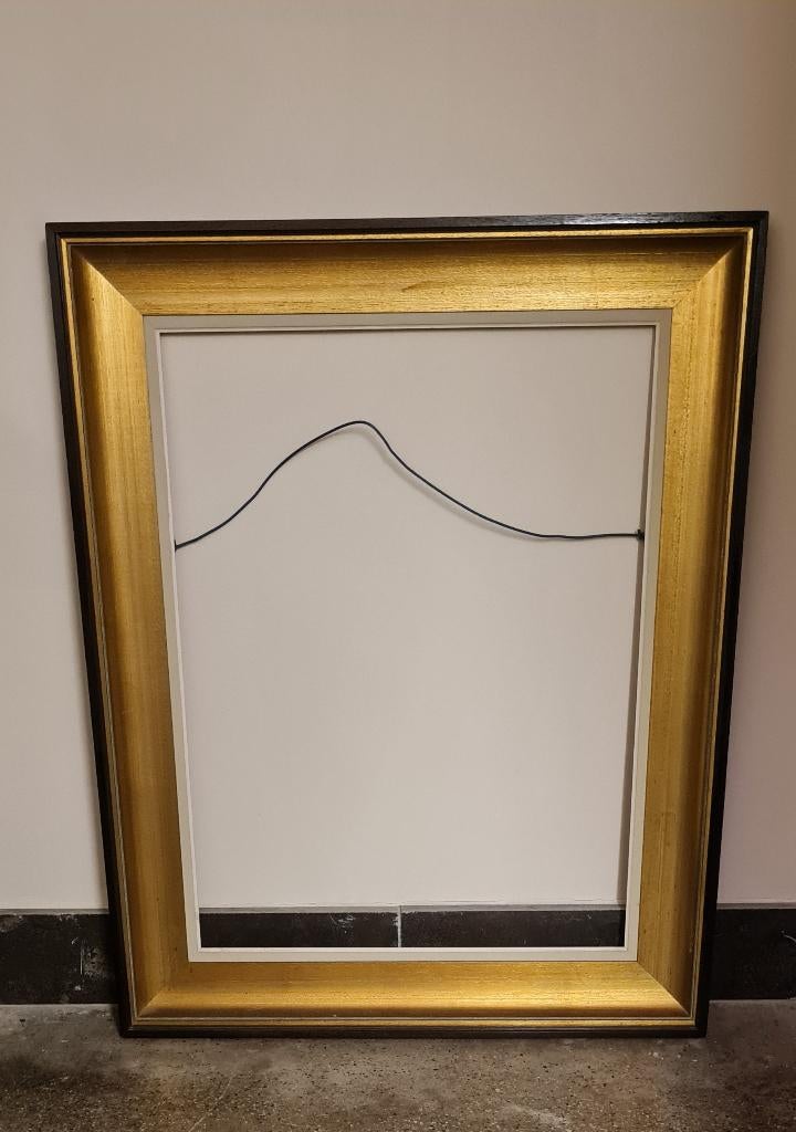 Cadre en métal doré XL avec bordure noire, Maison & Meubles, Accessoires pour la Maison | Cadres, Enlèvement, Utilisé, Bois