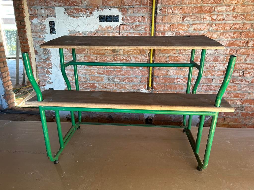 Schoolbank groen, Ophalen