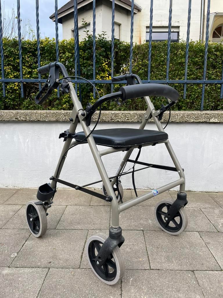 Déambulateur pliable Vermeiren Eco - Light état neuf, Enlèvement ou Envoi, Poids léger, Neuf