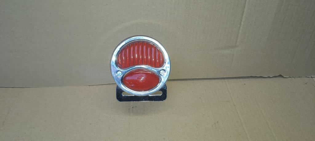Feu arrière Oldtimer avec lentille en verre, Enlèvement ou Envoi