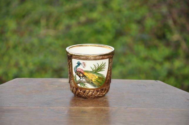 petit cache pot bequet?