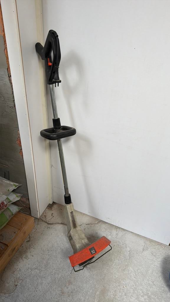 Kantentrimmer, Enlèvement, Utilisé, 10 à 30 cm, Électrique