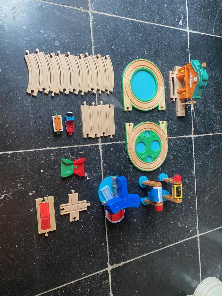 Train électrique enfant Thomas & friends, Enfants & Bébés, Enlèvement ou Envoi
