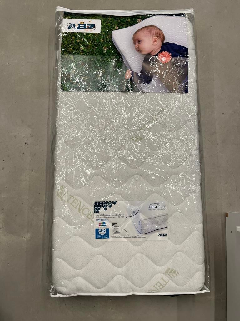 Kinderbedje met matras, Matelas, Moins de 70 cm, Enlèvement, Utilisé