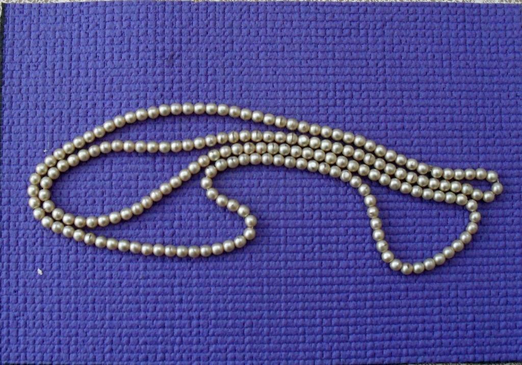 halsketting, Handtassen en Accessoires, Kettingen, Ophalen, Gebruikt, Beige, Steen of Mineraal