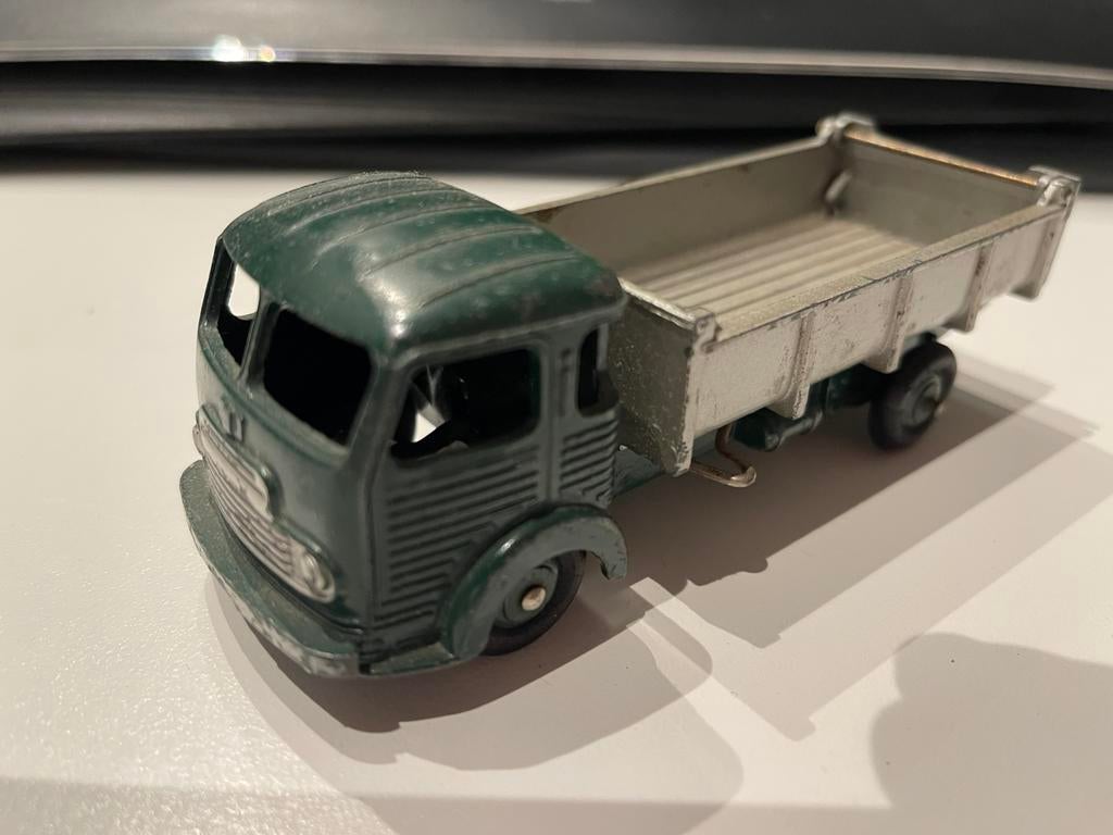 Dinky toys 33b simca dump truck, Enlèvement ou Envoi, Comme neuf, Dinky Toys