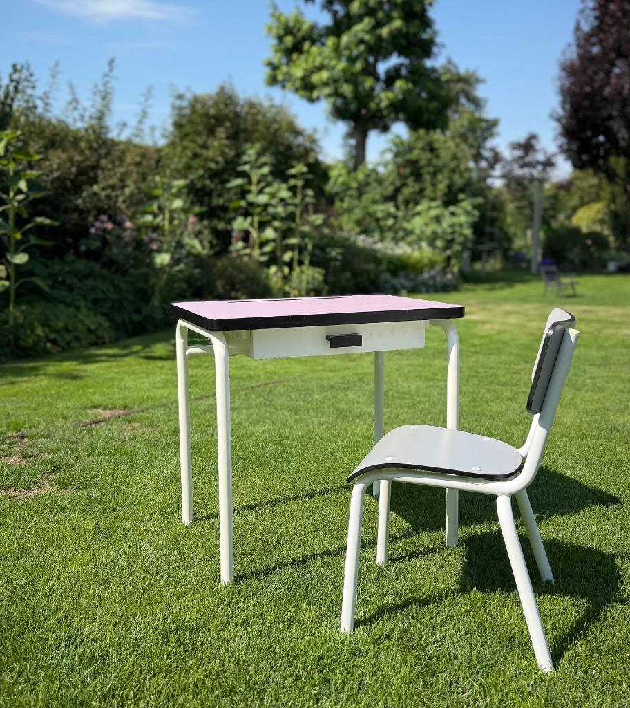 Set bureau + stoel Les Gambettes (peuter/kleuter), Ophalen, Gebruikt, Tafel(s) en Stoel(en)