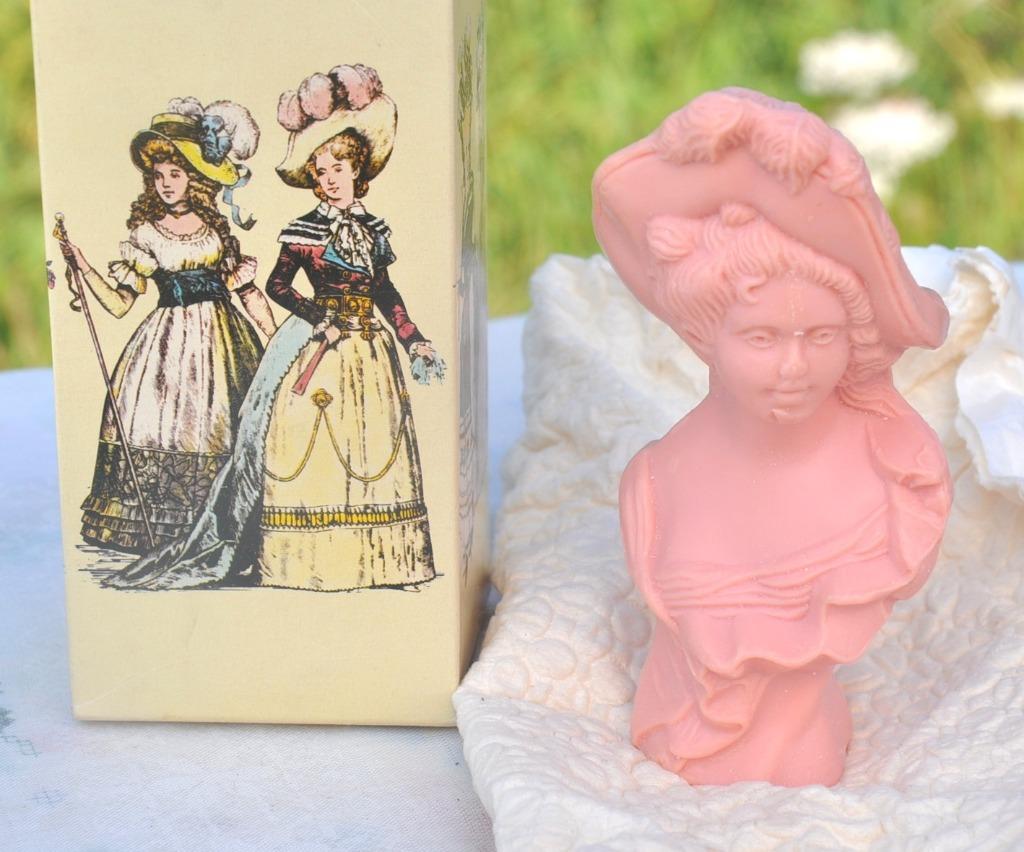 savon avon vintage comme neuf parisienne belle, Collections, Enlèvement ou Envoi, Comme neuf