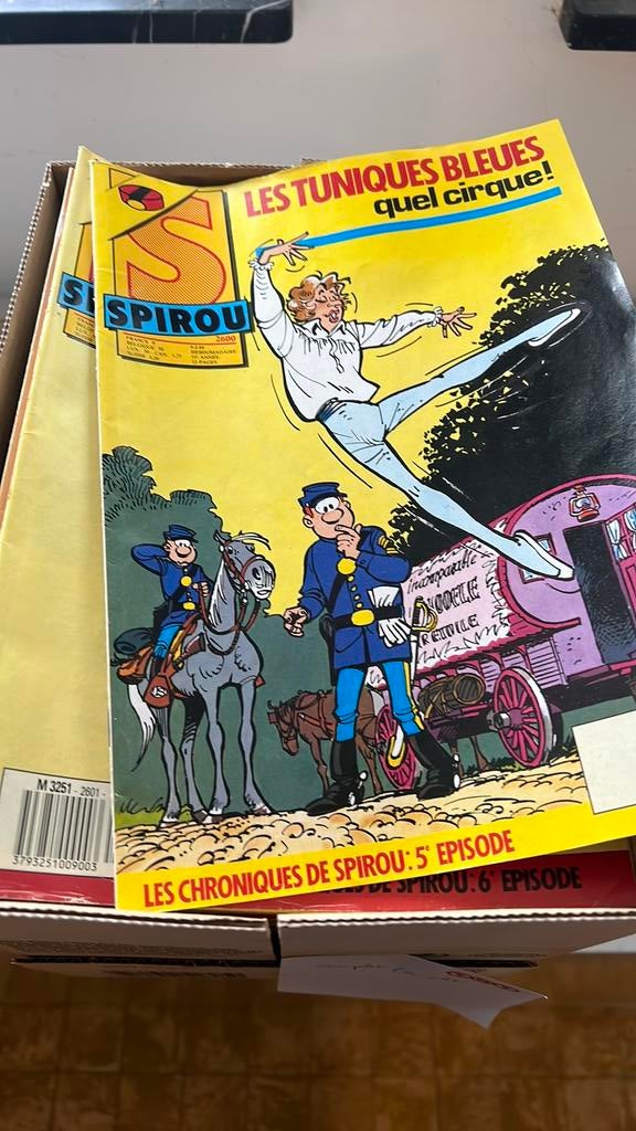 Spirou magazine 2600 a 2699. Avec tous ses suppléments, Livres, Enlèvement, Comme neuf