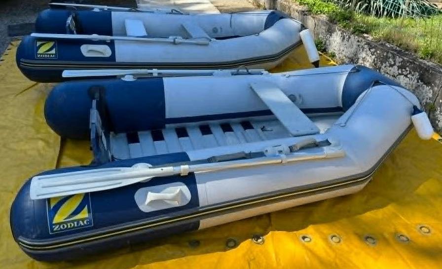 TOP DEAL : 2x ZODIACS + HB MERCURY  + TRAILER  + ACCESSOIRES, Comme neuf, Zodiac, Enlèvement, Moteur hors-bord