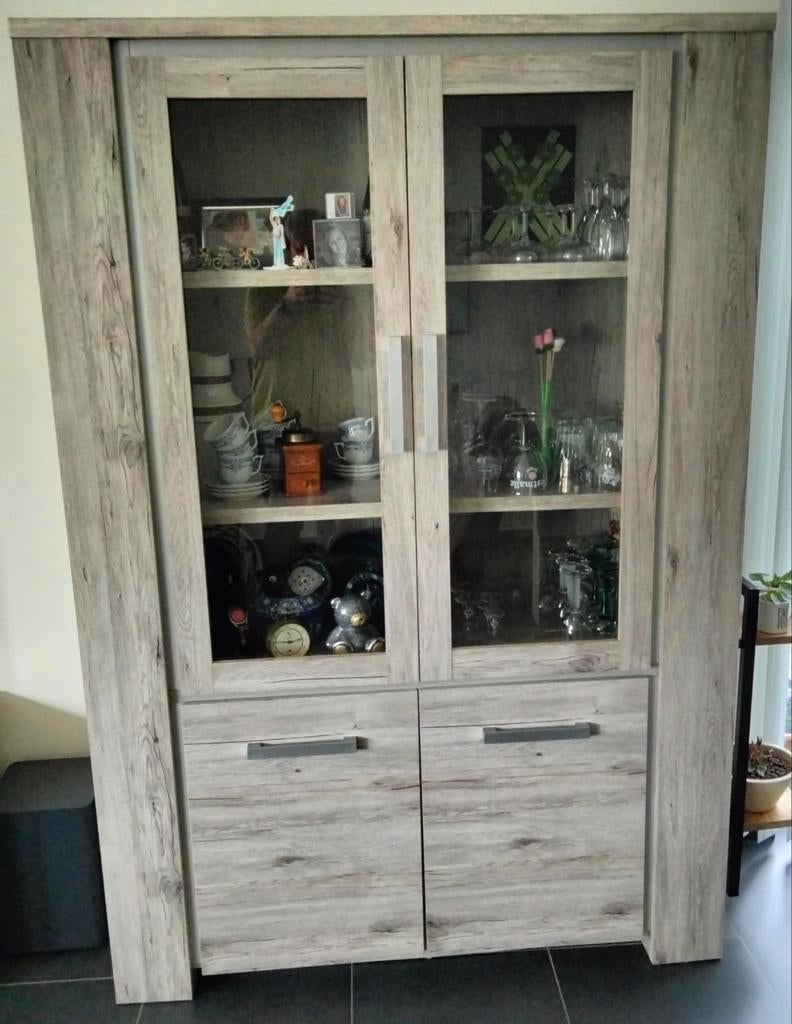 Meuble TV, vitrine, table et commode, Enlèvement
