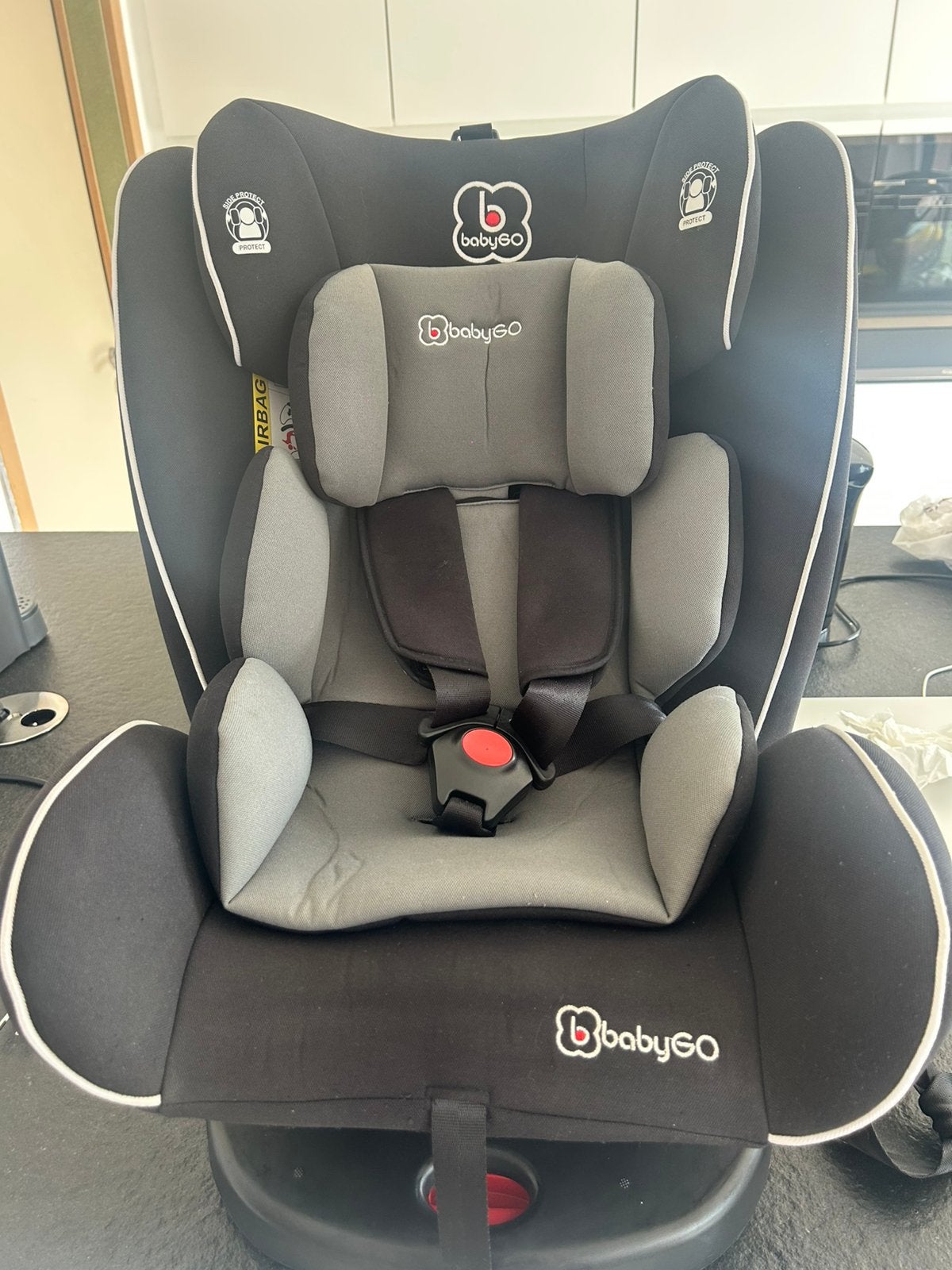 Autostoel babyGo, Kinderen en Baby's, Gebruikt, 15 t/m 36 kg, Isofix, Ophalen