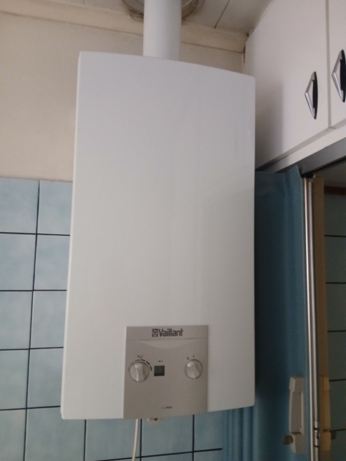 Eau chaude Vaillant, Bricolage & Construction, Chauffe-eau & Boilers, Enlèvement