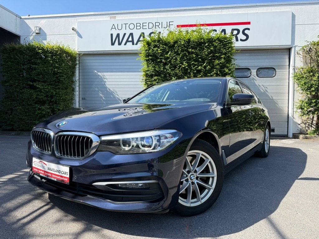 BMW 518 dA | 2019 | 135.800 Km | Automaat | 1ste Eig., Autos, BMW, Euro 6, Entreprise, Carnet d'entretien, Noir