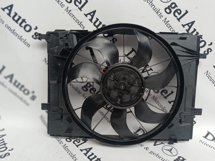 Ventilateur radiateur d'un Mercedes C-Klasse, 3 mois de garantie, Utilisé, -, -