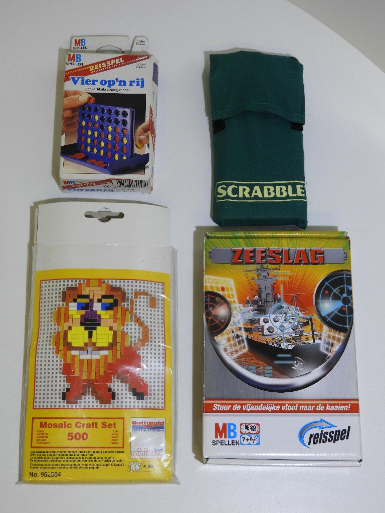 Gezelschapsspellen " Reisspel " 4 Stuks, Hobby en Vrije tijd, Een of twee spelers, Ophalen of Verzenden, Zo goed als nieuw, Reisspel