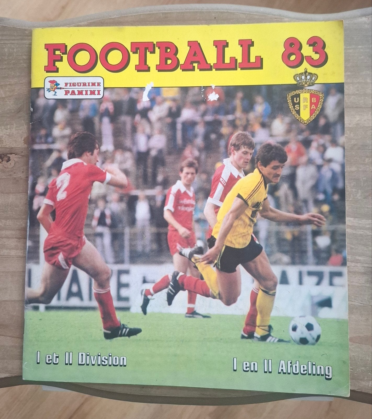 Panini album complet football belge 1983 compétition Belgium, Livres, Enlèvement ou Envoi