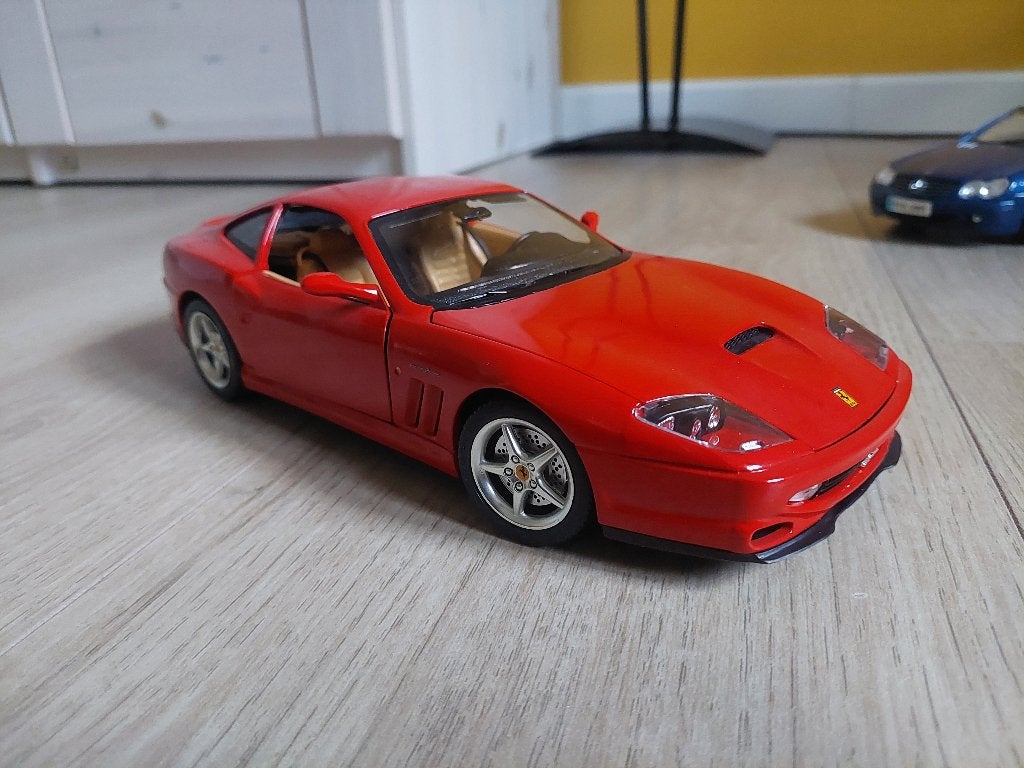 Ferrari 550 Maranello 1:18, Enlèvement ou Envoi, Comme neuf, Voiture, Maisto